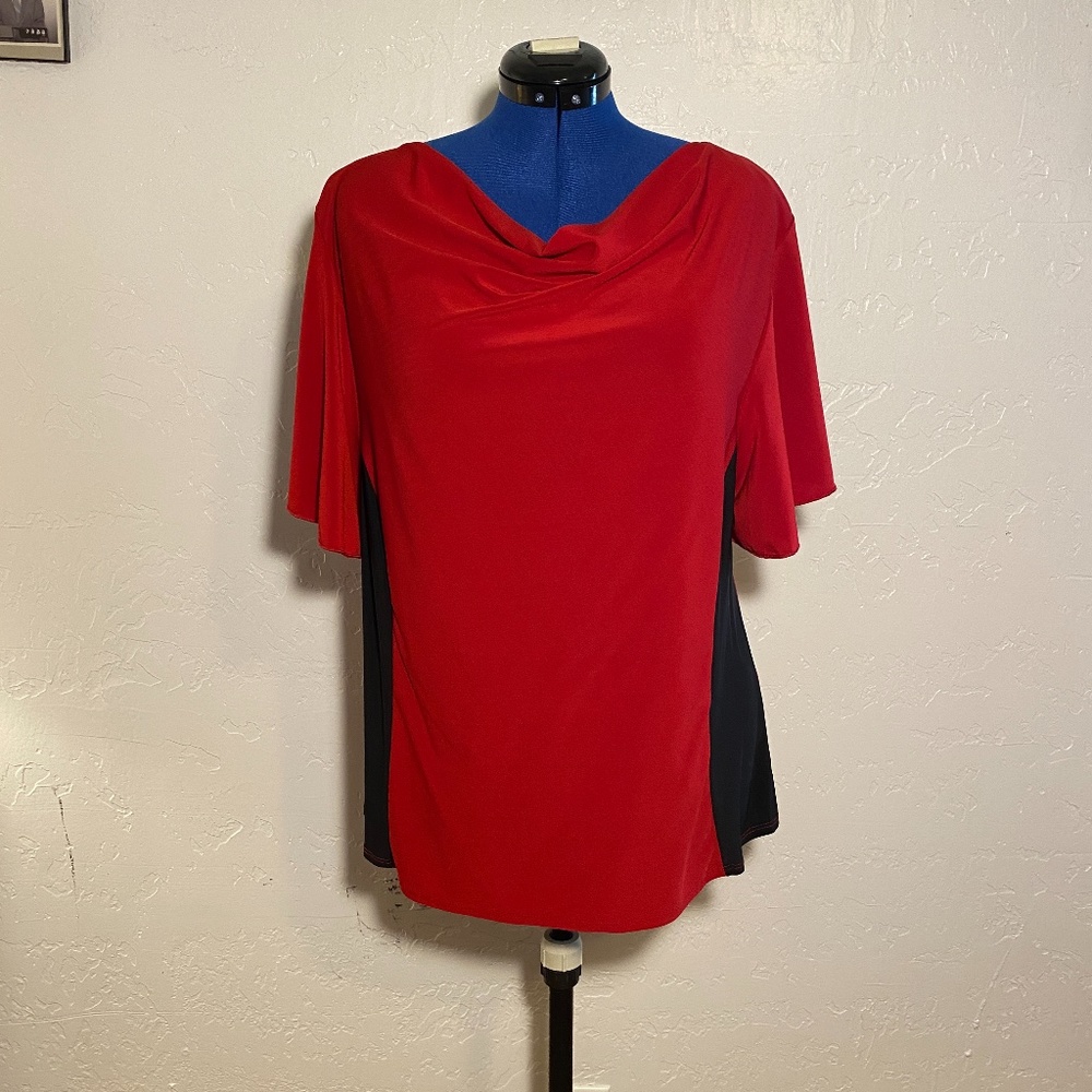 Star Vixen red w/black sides blouse, size 2X.